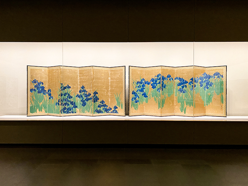 毎年恒例の国宝「燕子花図屏風」を公開。根津美術館で5月15日まで開催中