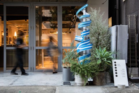 ソーシャルイシューギャラリー＆カフェ「SIGNAL」